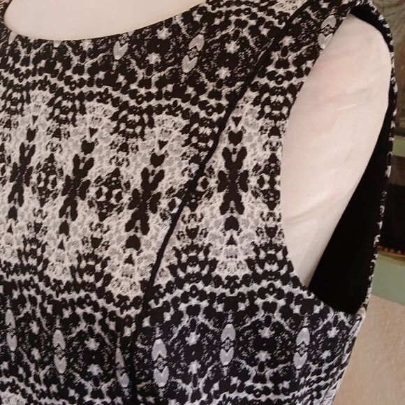 NWT H&M Reptile Print Dress - Picture 4 of 13